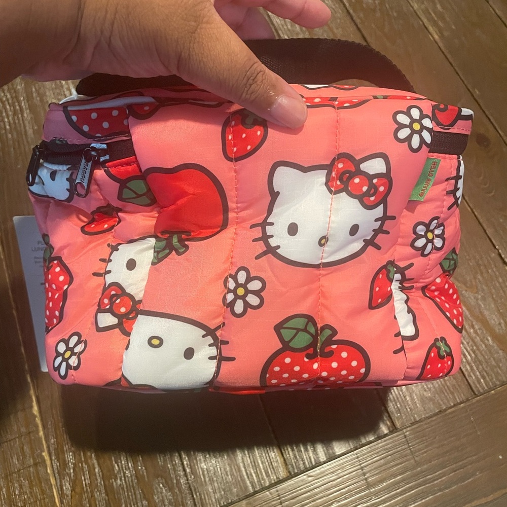 Baggu x Hello Kitty and Friends Puffy Lunch Bag - Picture 12 of 13